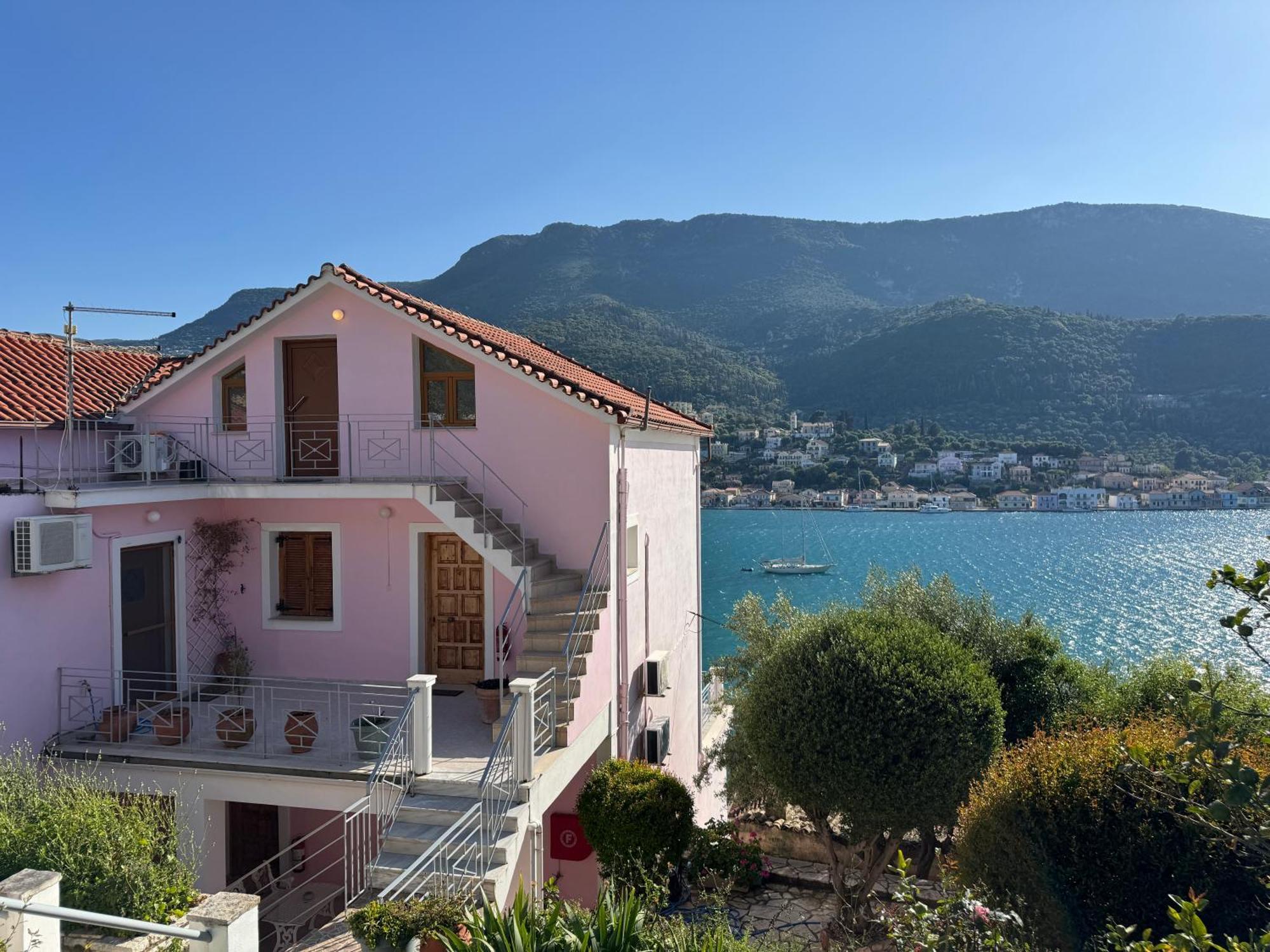 Port View Studios Ithaka Exteriér fotografie